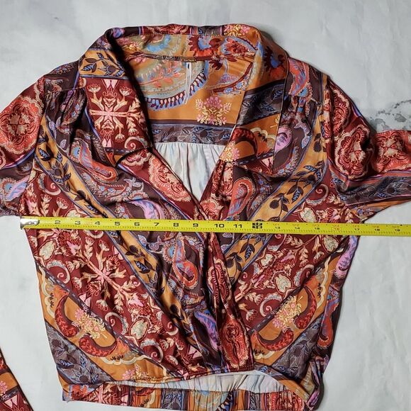 Free People Lana Paisley Print Surplice/Wrap Cropped Blouse - Picture 4 of 6